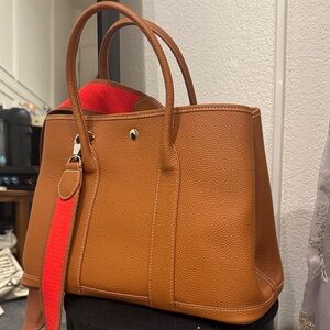Elegant Brown Leather Tote Bag